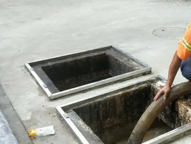 尼玛化粪池清理