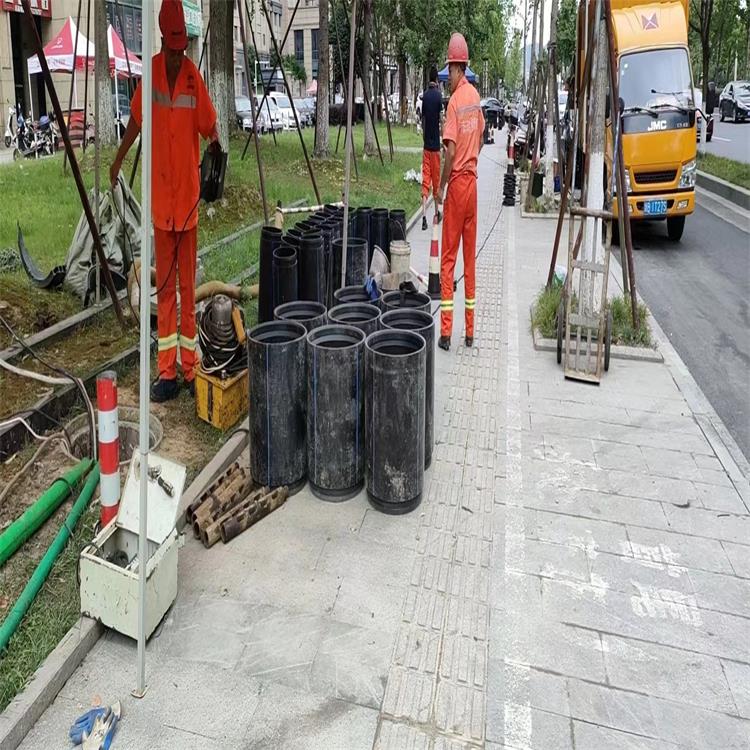 尼玛管道短管置换修复